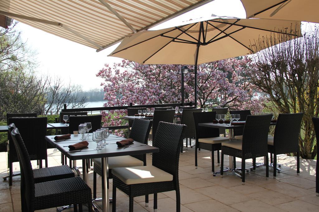 Logis Hotel Restaurant La Vieille Ferme, Macon Nord Sancé Exterior foto