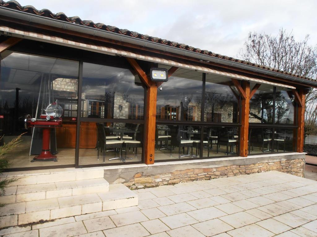 Logis Hotel Restaurant La Vieille Ferme, Macon Nord Sancé Exterior foto