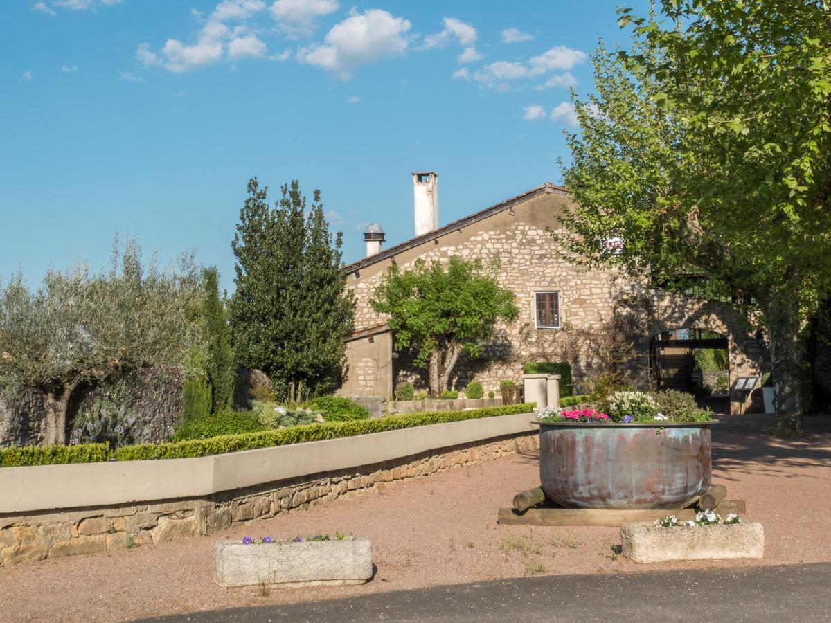 Logis Hotel Restaurant La Vieille Ferme, Macon Nord Sancé Exterior foto