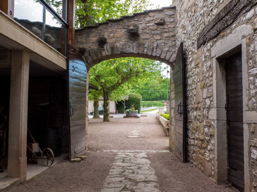 Logis Hotel Restaurant La Vieille Ferme, Macon Nord Sancé Exterior foto
