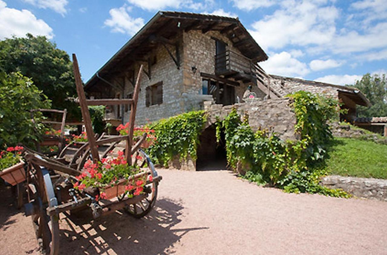 Logis Hotel Restaurant La Vieille Ferme, Macon Nord Sancé Exterior foto